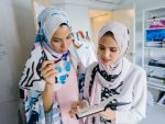 5 Referensi Gaya Hijab Kantor Modis